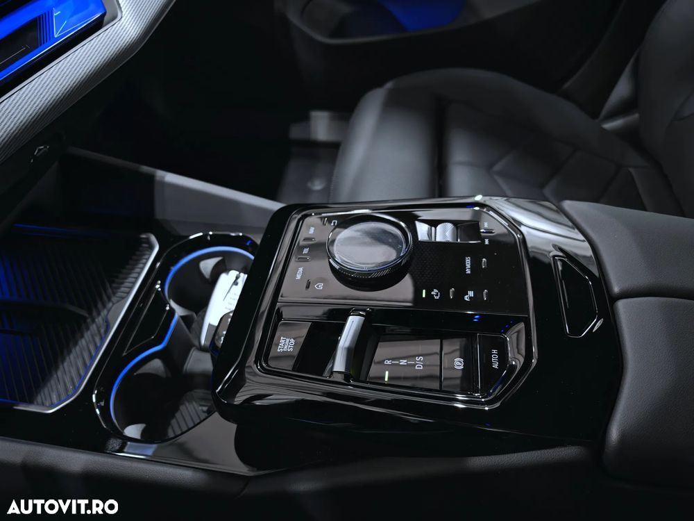 BMW Seria 5 520i AT MHEV - 14