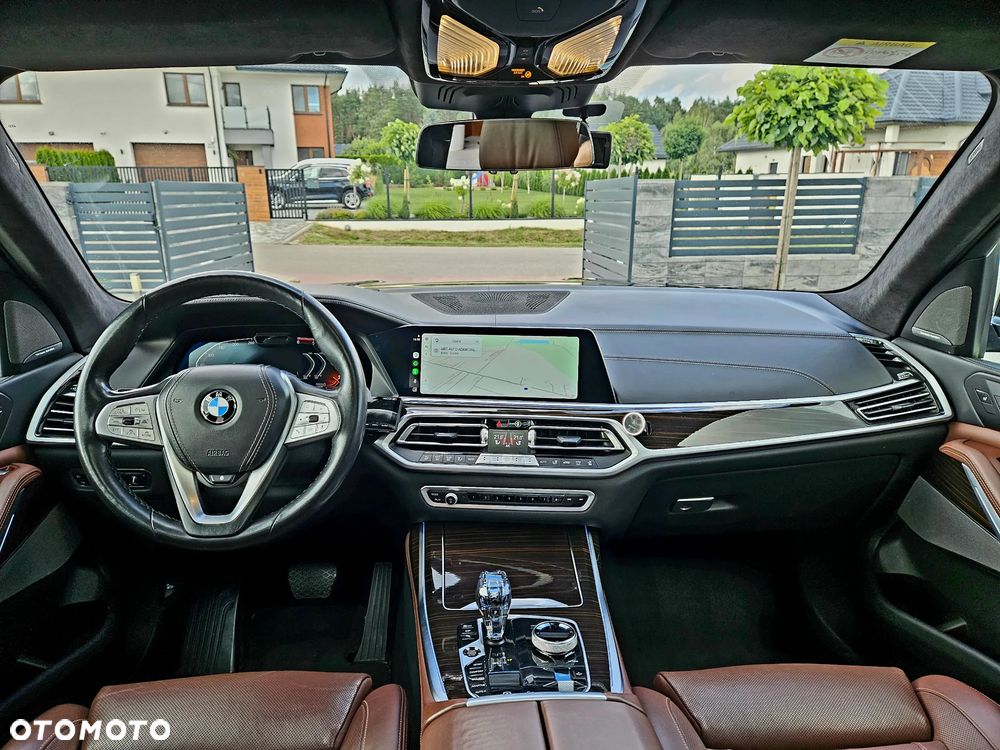 BMW X7 - 32