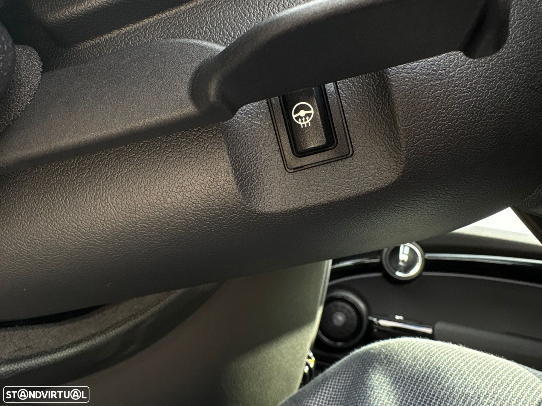 MINI 3 Portas Cooper SE Premium Yours - 39