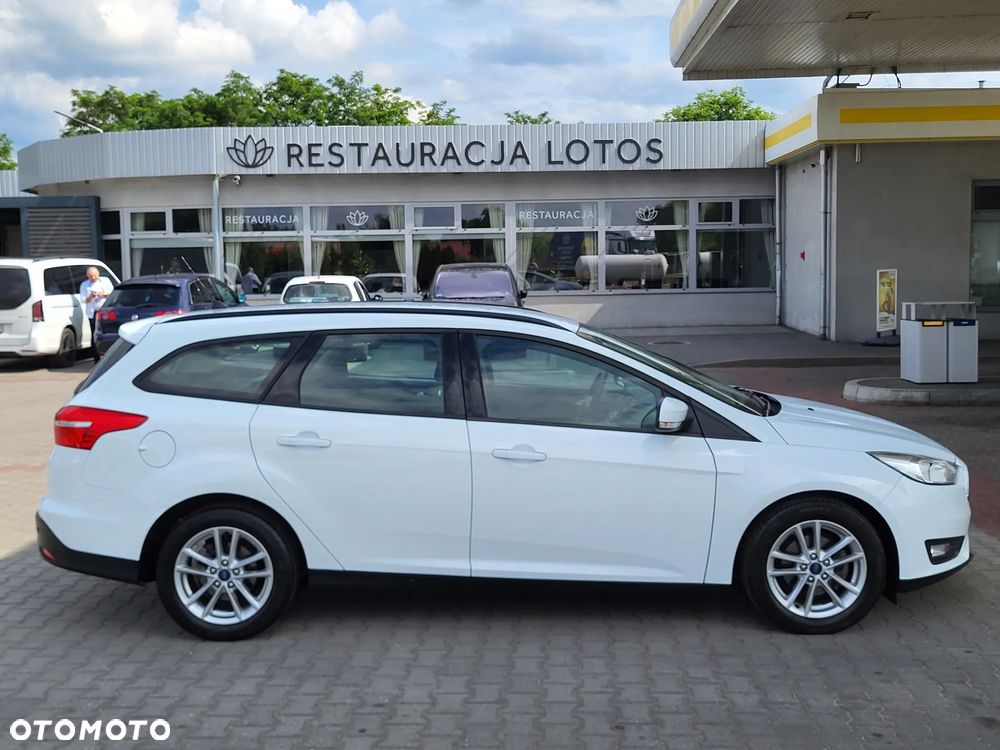 Ford Focus 1.0 EcoBoost Trend Edition Business - 6