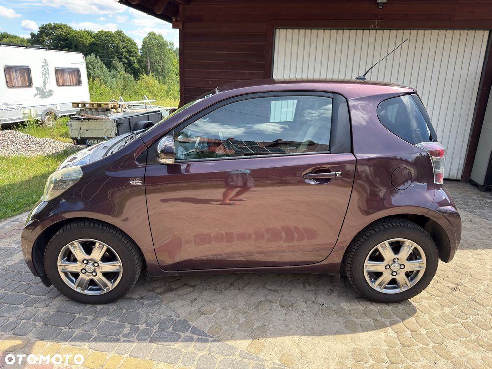 Toyota iQ 1.0 Sol EU5 CVT - 8