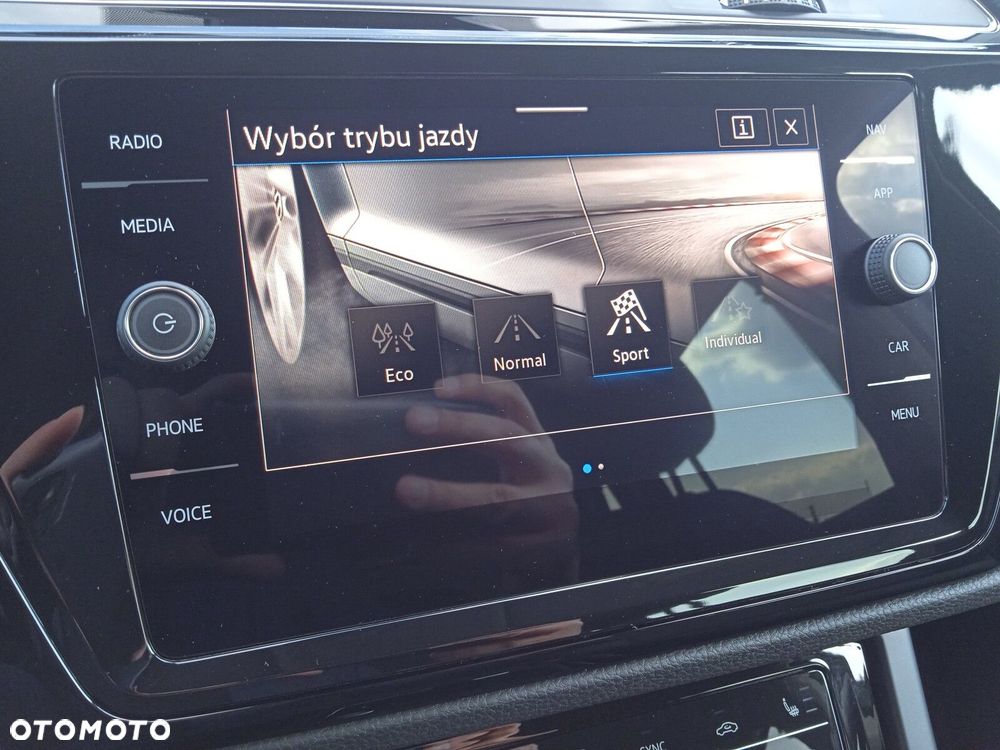 Volkswagen Touran 1.5 TSI EVO Highline DSG - 29