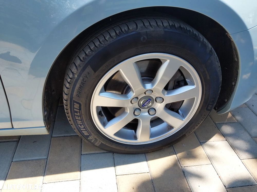 Volvo V40 D2 Aut. Momentum - 15