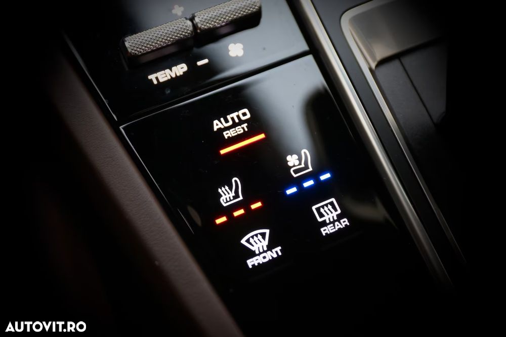 Porsche Cayenne Coupe - 21