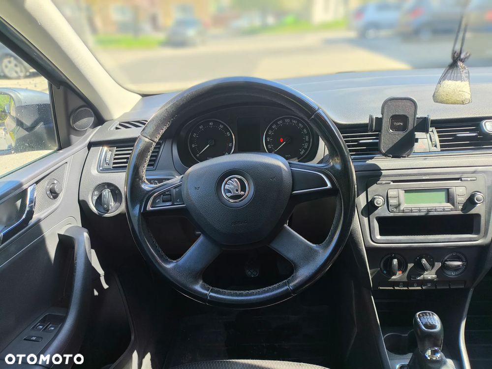 Skoda RAPID 1.2 TSI Active - 13