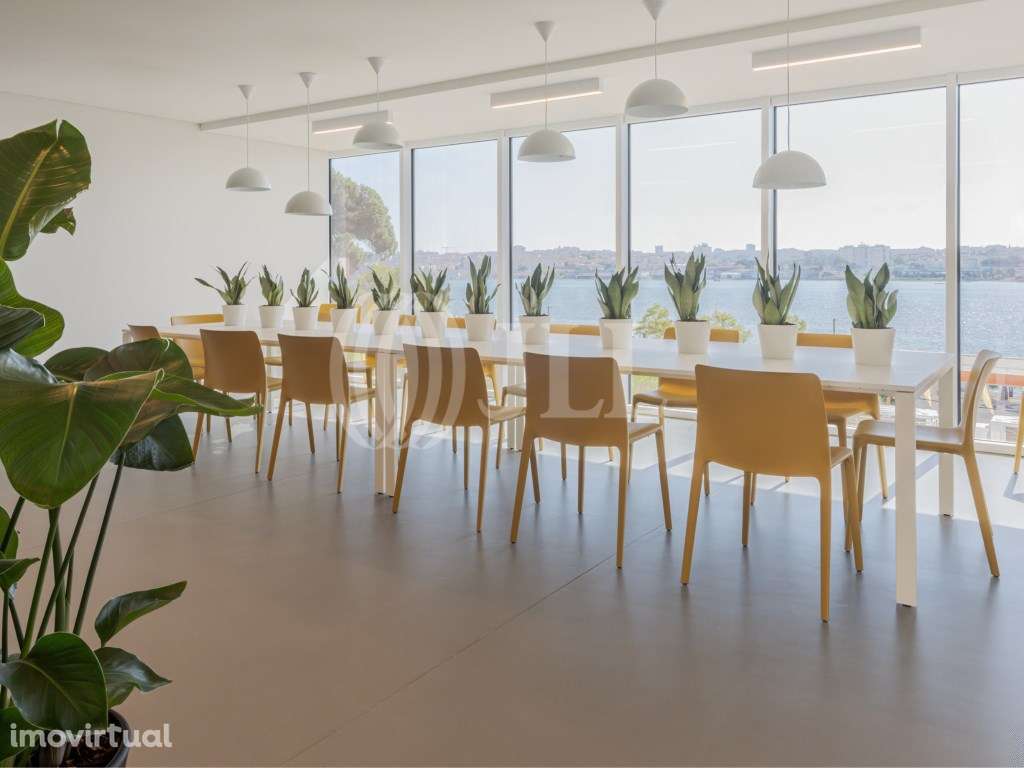 Apartamento T3 com varanda Colina do Outeiro, Seixal - Grande imagem: 3/44