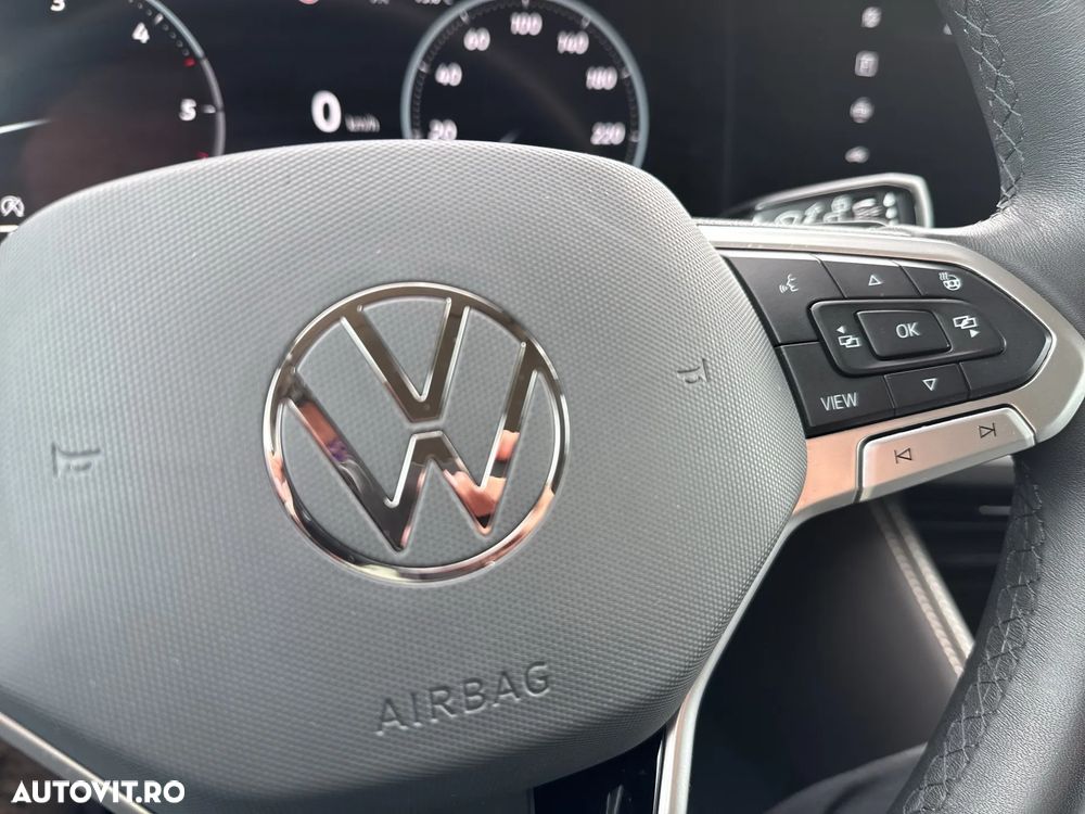 Volkswagen Touareg V6 TDI 4MOTION Elegance - 21