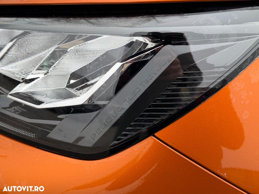 Peugeot 2008 1.5 BlueHDI STT Allure - 32