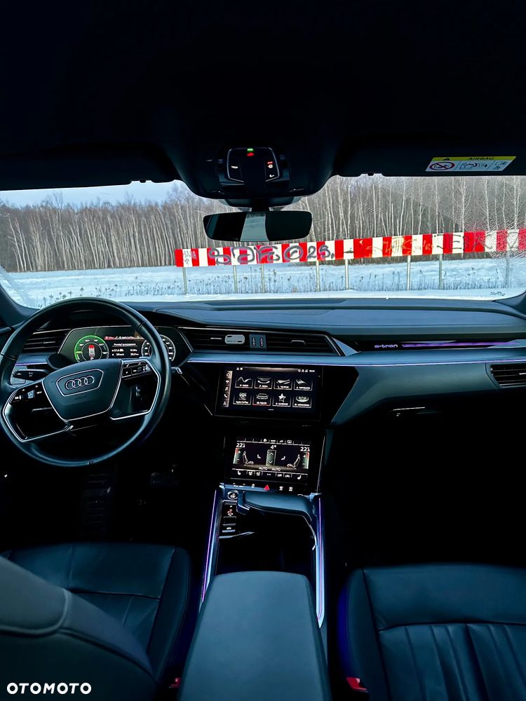 Audi e-tron 55 Quattro S Line - 10
