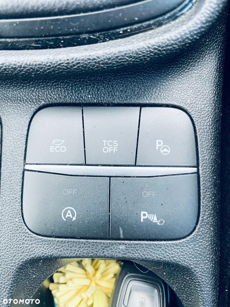 Ford Fiesta 1.1 SYNC Edition - 22