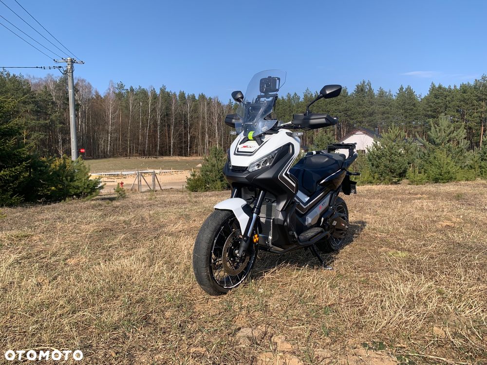 Honda X-ADV - 1