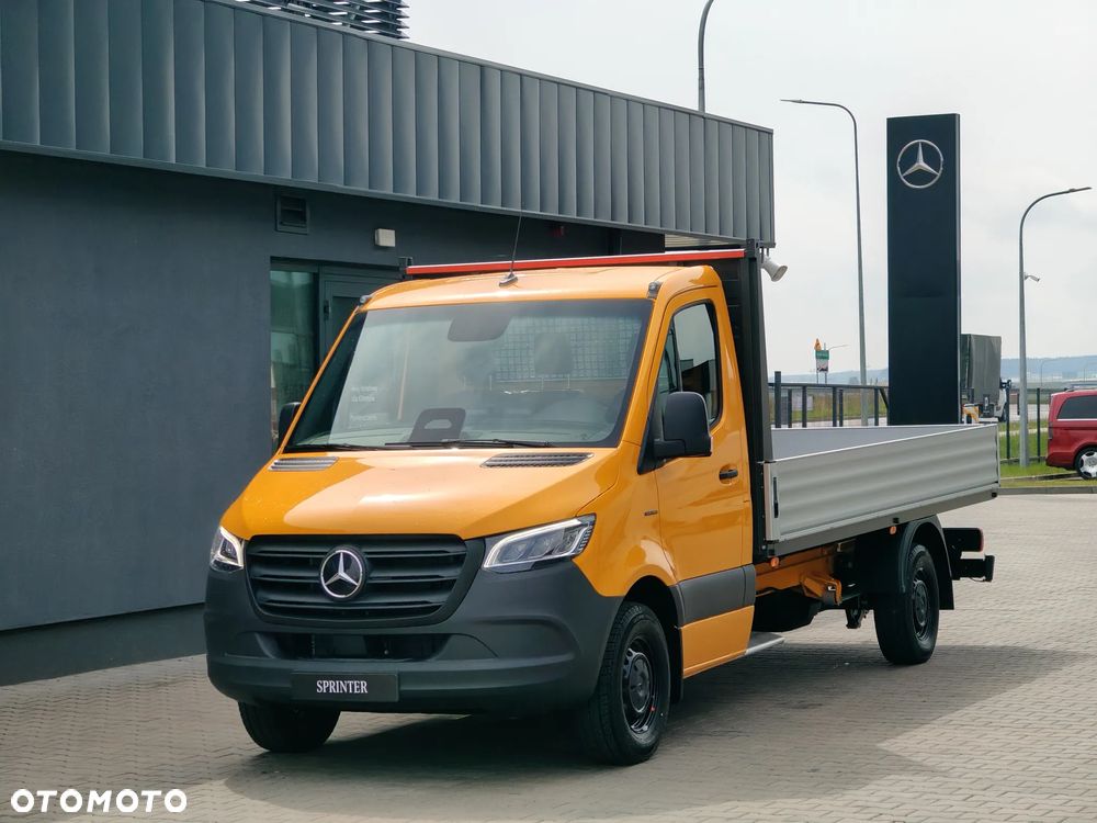 Mercedes-Benz eSprinter - 2