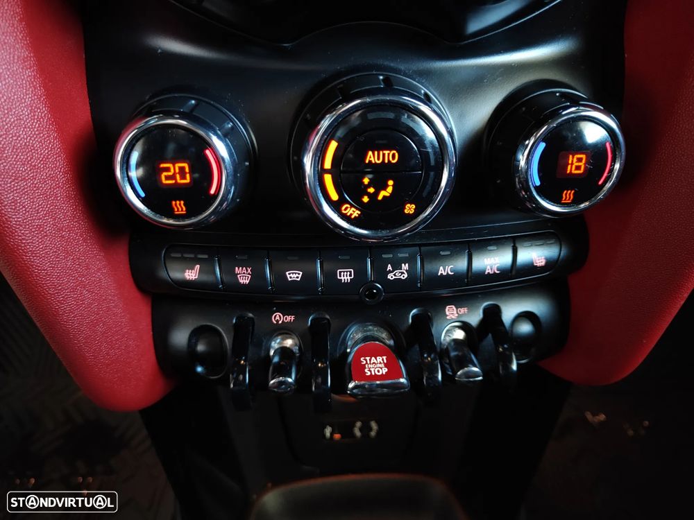 MINI 3 Portas John Cooper Works - 31