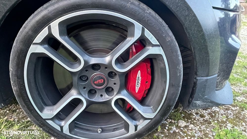 MINI 3 Portas John Cooper Works GP - 10