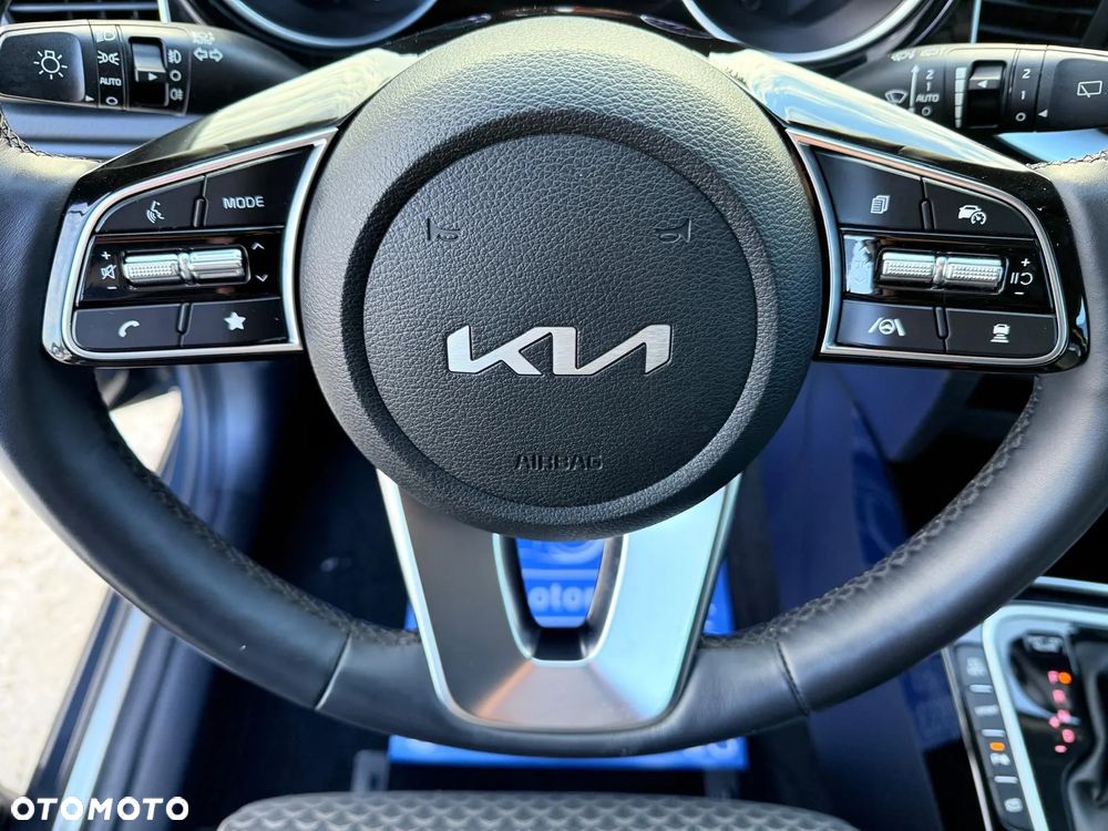 Kia Ceed 1.6 GDI PHEV L DCT - 23