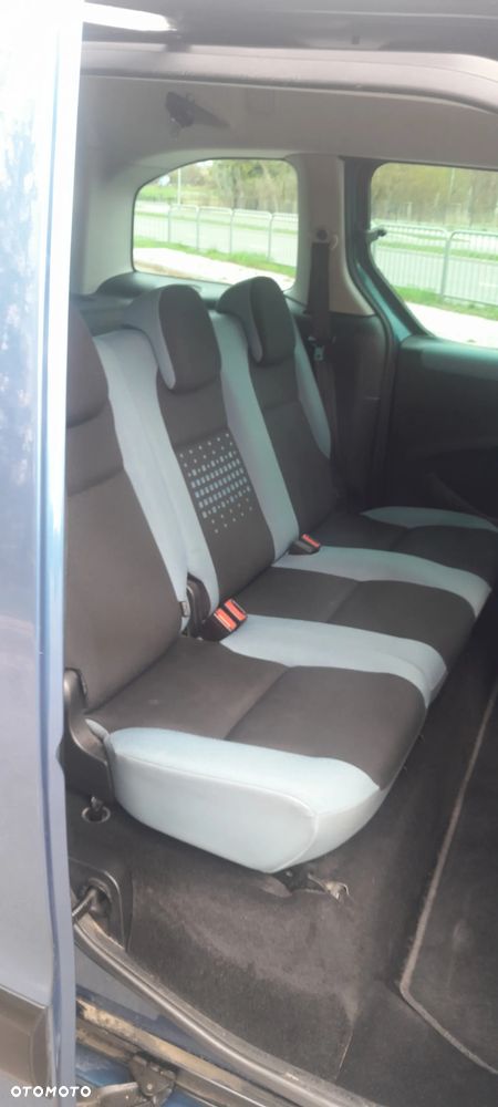 Citroën Berlingo Multispace HDi 90 FAP Tendance - 27