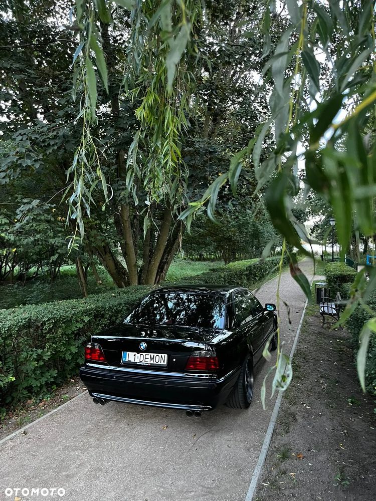BMW Seria 7 740i - 6