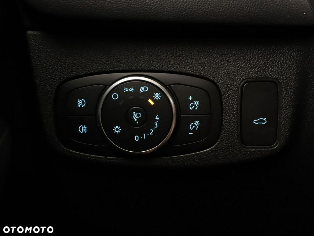 Ford Focus 1.0 EcoBoost mHEV Active - 33