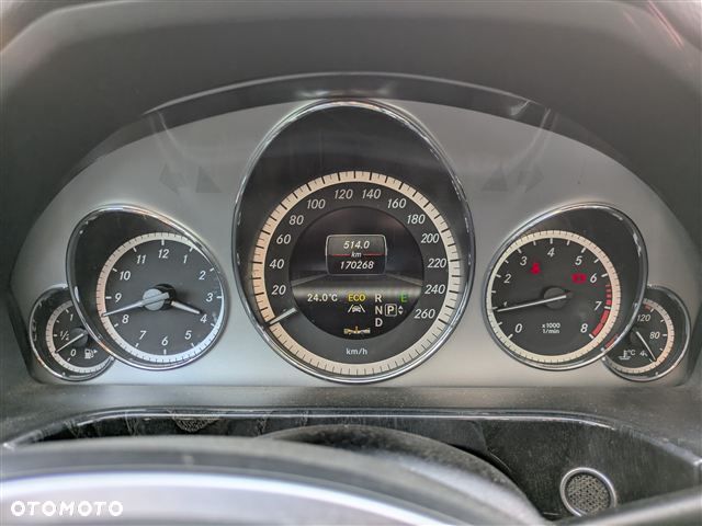 Mercedes-Benz Klasa E 300 4Matic 7G-TRONIC Avantgarde - 11