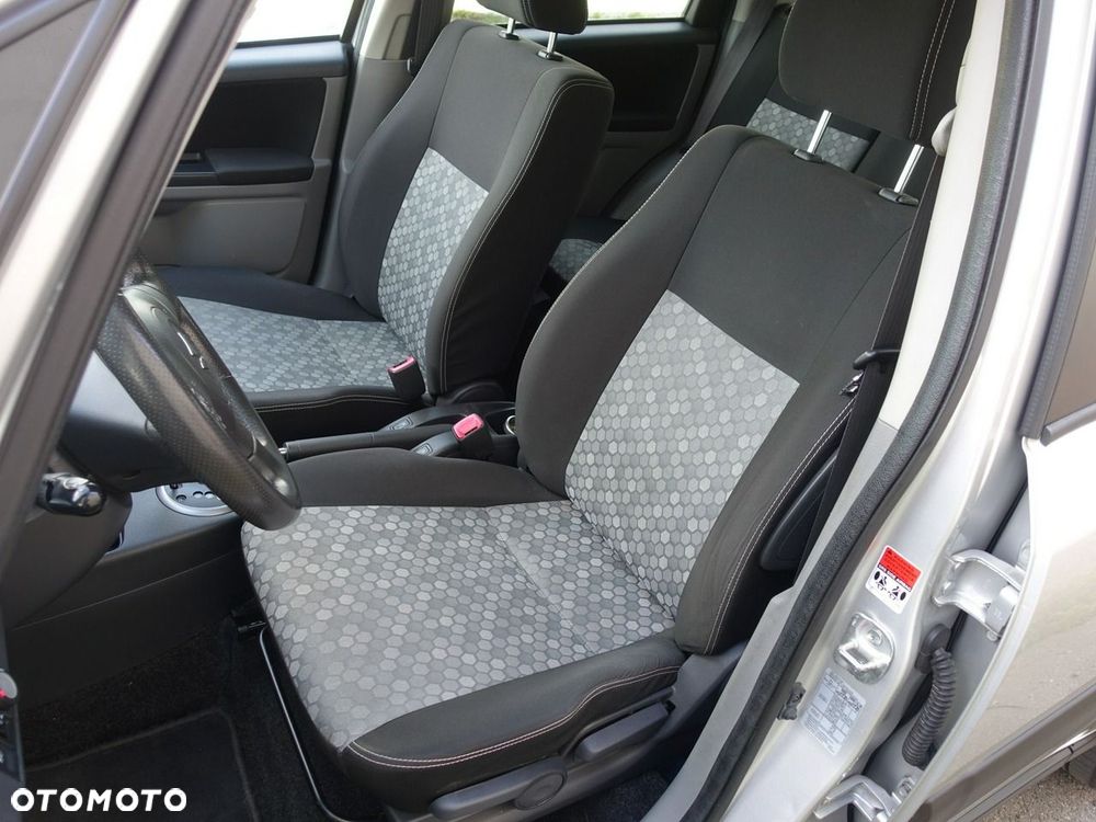 Suzuki SX4 Classic 1.6 VVT Automatik 4x2 Style - 13