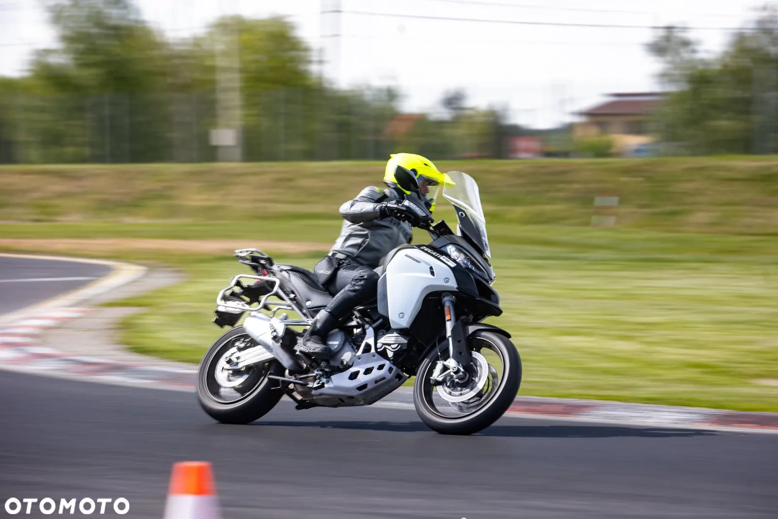 Ducati Multistrada - 4