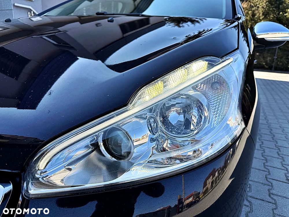 Peugeot 208 e-HDi 92 Stop&Start Style - 9