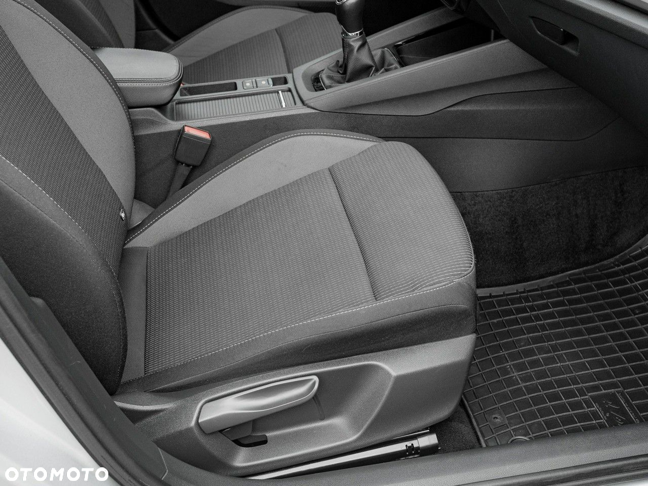 Skoda Octavia 1.5 TSI ACT Ambition - 35