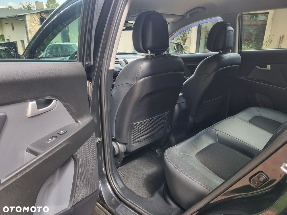 Kia Sportage 1.6 GDI 2WD Dream-Team Edition - 24