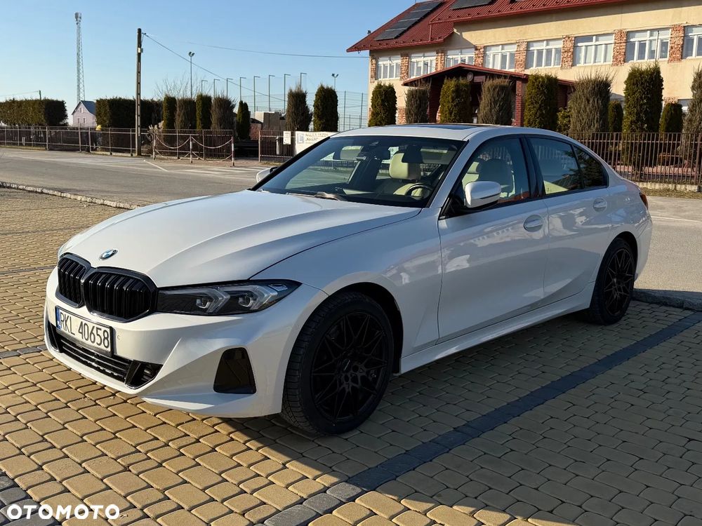 BMW Seria 3 330i xDrive Sport Line - 8