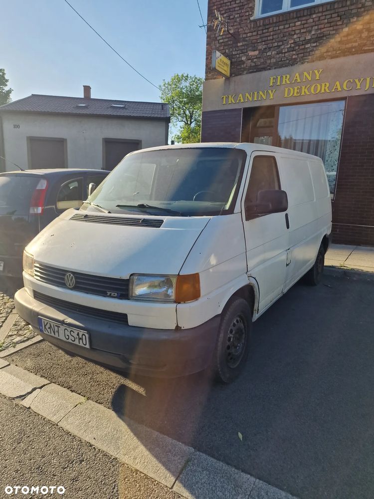 Volkswagen Transporter - 1