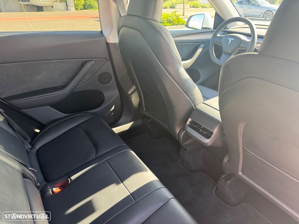 Tesla Model Y Long Range Tração Traseira - 11