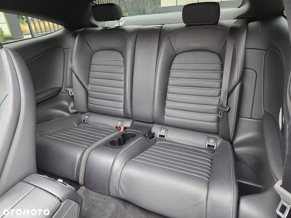 Mercedes-Benz Klasa C 200 4-Matic 9G-TRONIC - 20