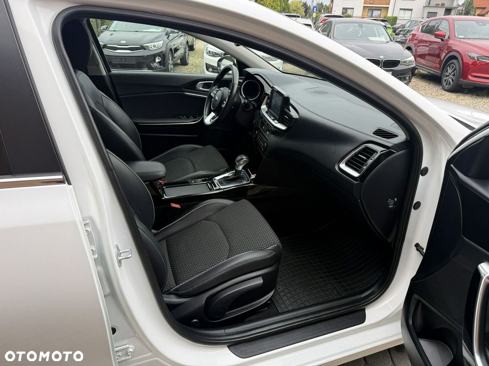 Kia Ceed 1.4 T-GDI L Business Line Plus DCT - 27