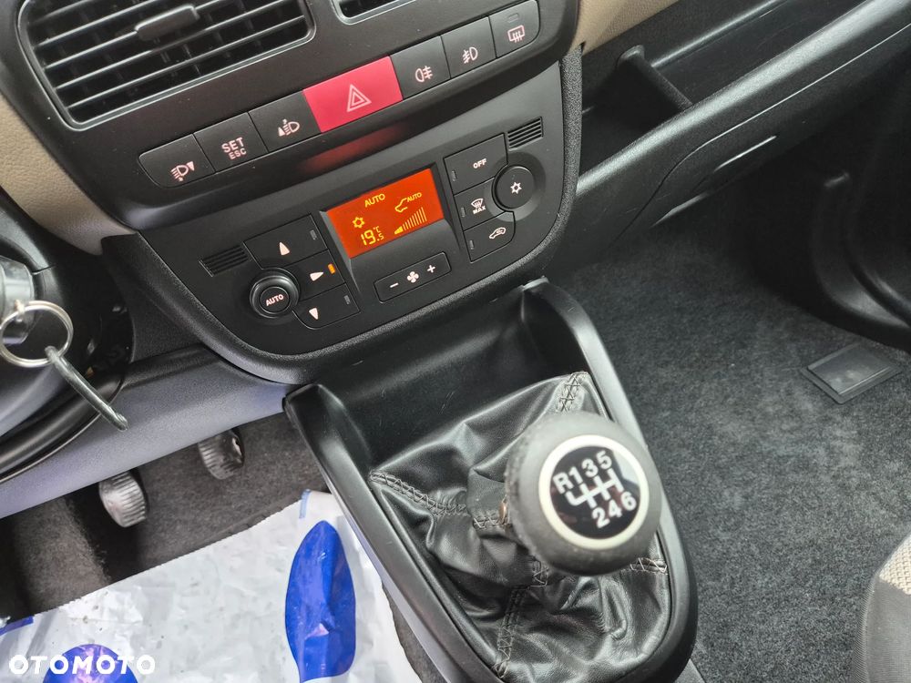 Opel Combo 1.6 CDTI L1H1 S&S Selection - 36