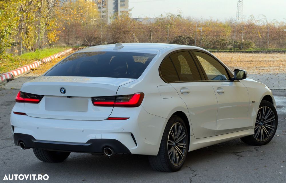 BMW Seria 3 330e Aut. M Sport - 27