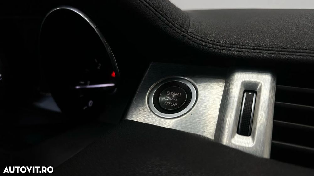 Land Rover Range Rover Evoque 2.0 l eD4 Pure - 30