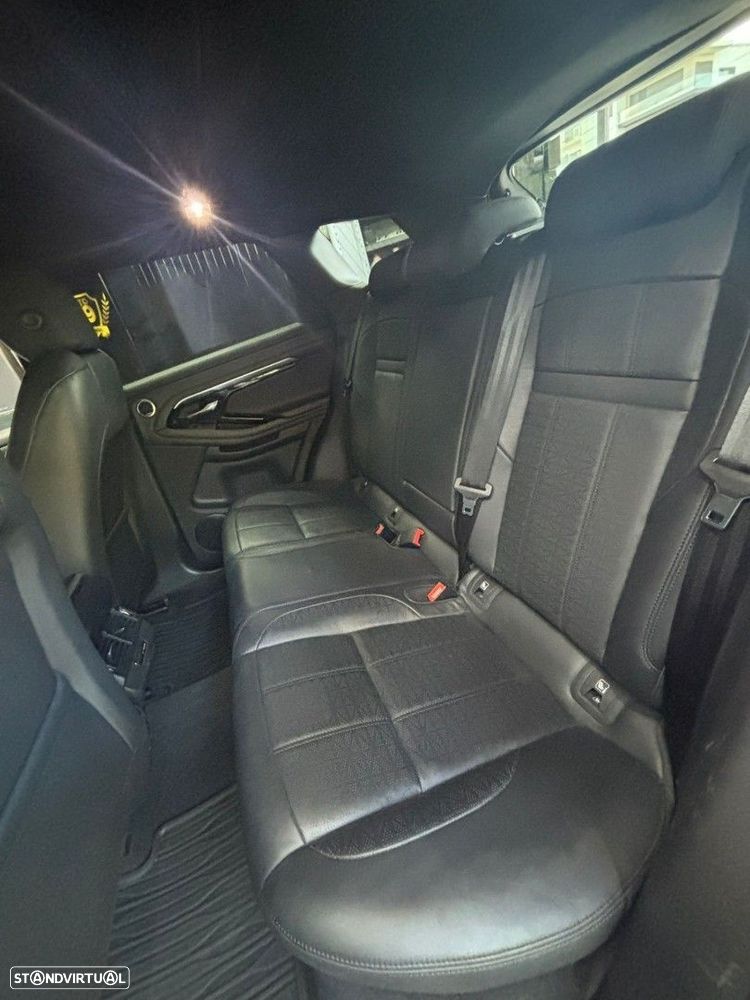 Land Rover Range Rover Evoque 1.5 P300e AWD Auto - 7