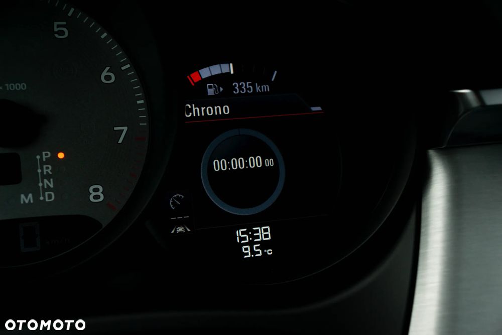 Porsche Macan S - 40