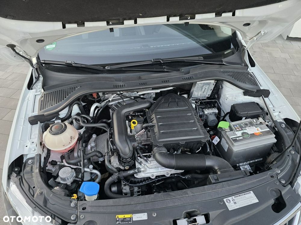 Skoda RAPID Spb 1.0 TSI Ambition - 12