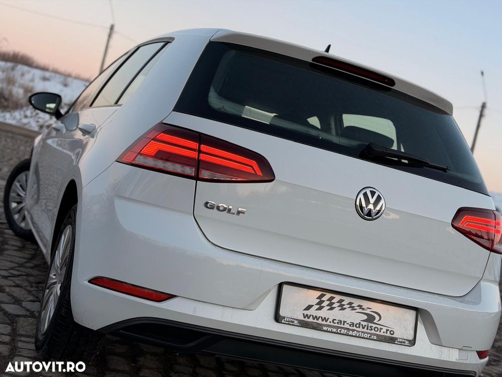 Volkswagen Golf 1.0 TSI Trendline - 17