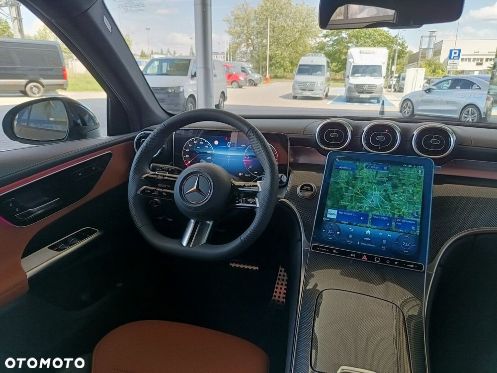 Mercedes-Benz GLC - 12