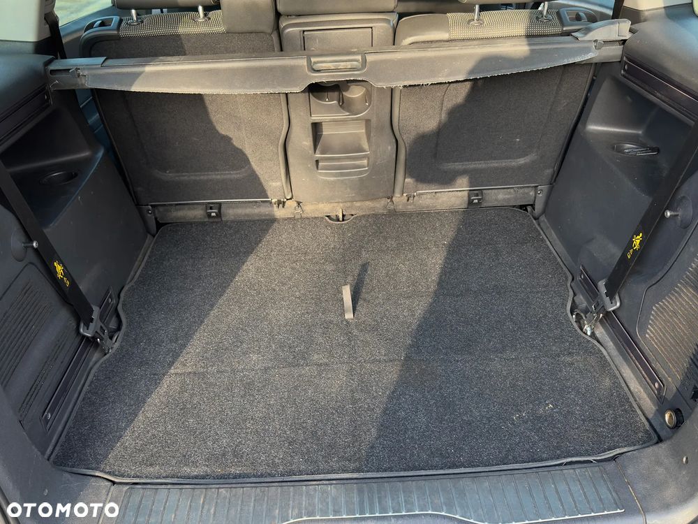 Opel Zafira 1.9 CDTI - 9