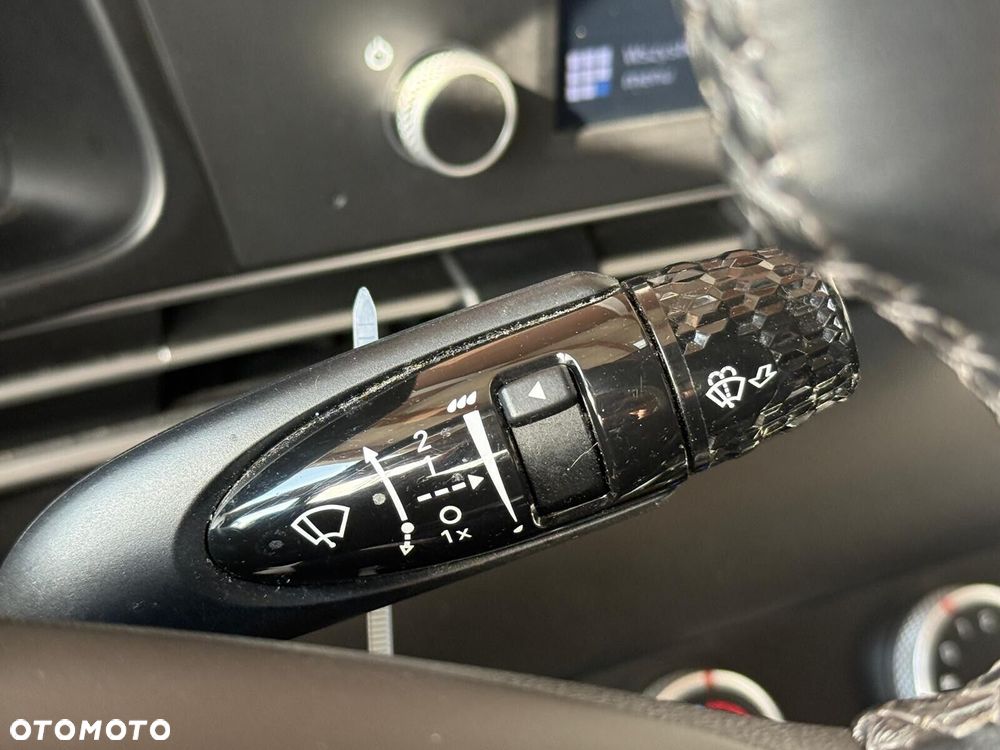 Hyundai Elantra - 18