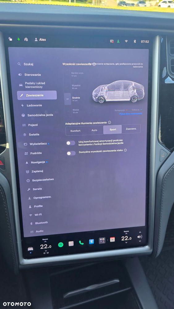 Tesla Model S - 24