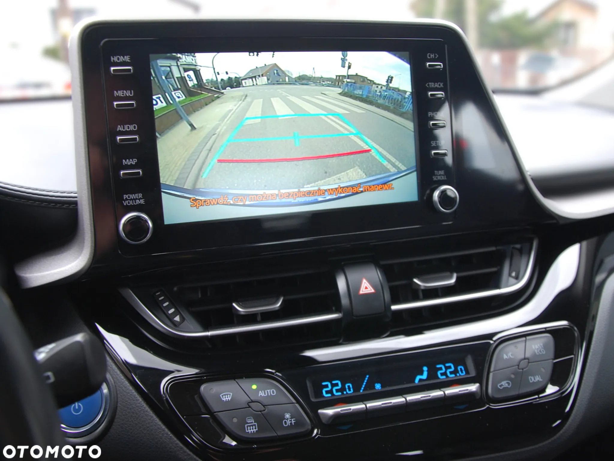 Toyota C-HR 1.8 Hybrid Comfort - 18