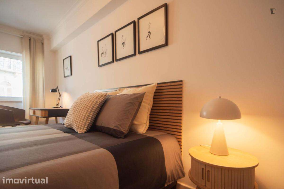 Quarto - localizado em Penha Lisbon - Grande imagem: 3/15