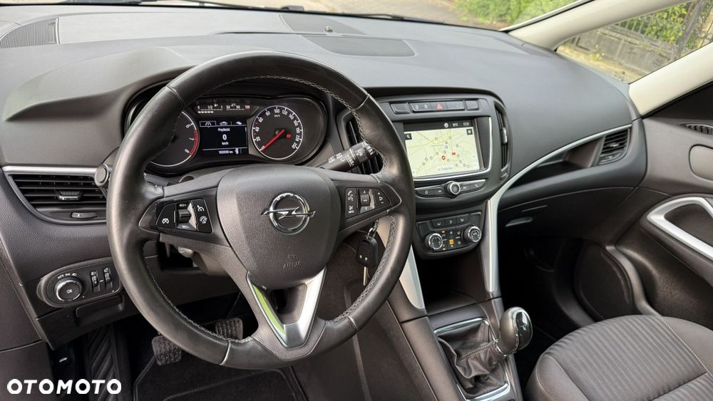 Opel Zafira Tourer 1.4 Turbo Innovation - 19