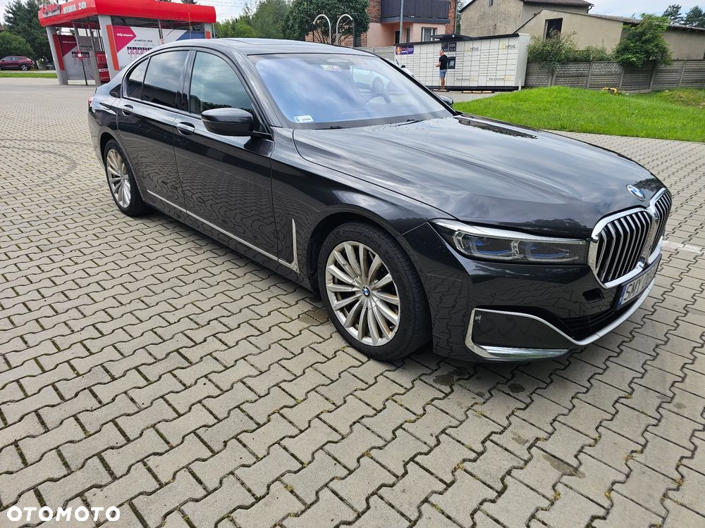 BMW Seria 7 740d xDrive mHEV - 7