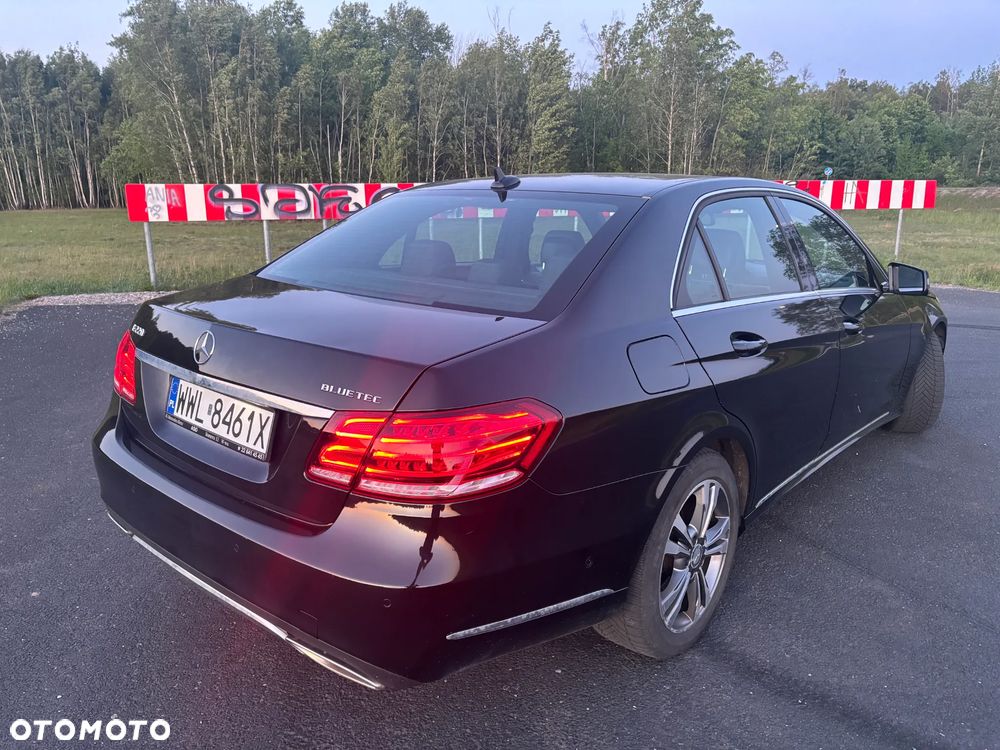 Mercedes-Benz Klasa E 220 BlueTEC 9G-TRONIC - 4