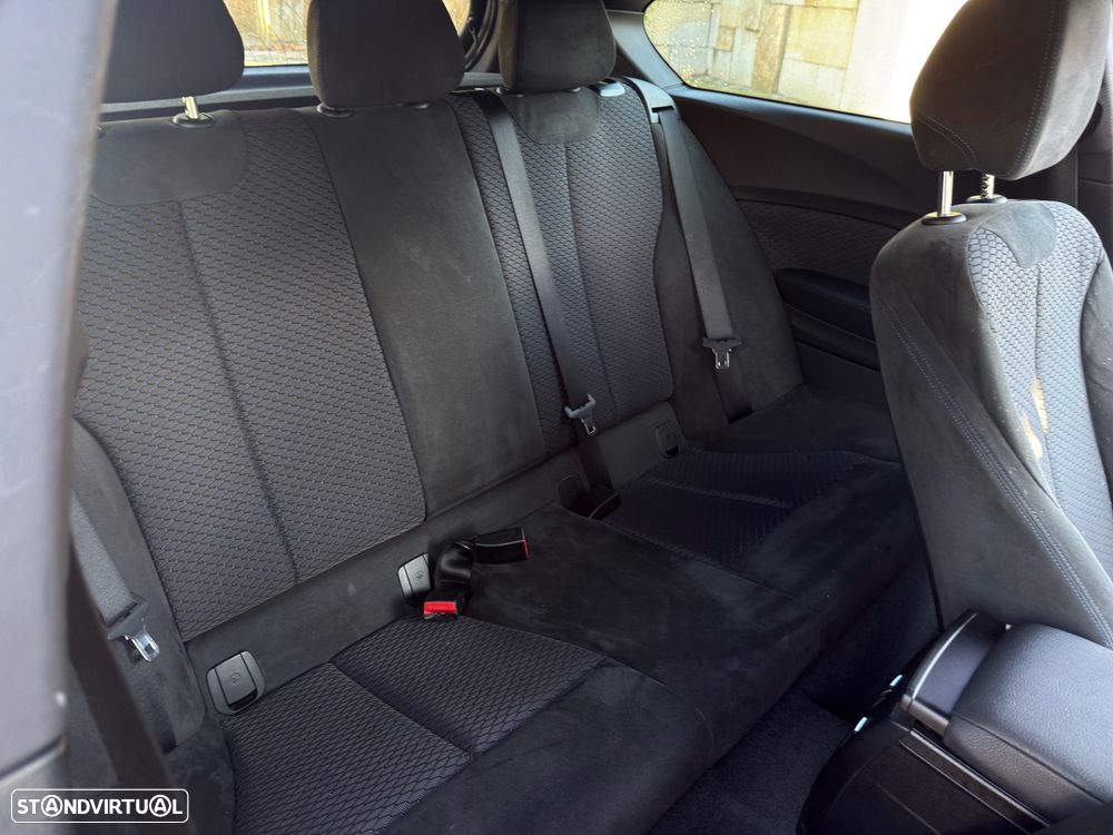 BMW 120 dA Pack M - 12